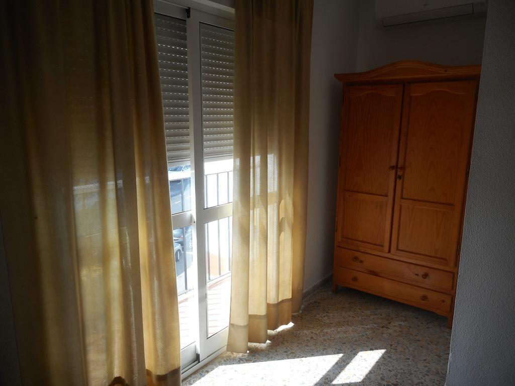 Hostal Paco Pepe Conil De La Frontera Habitación foto